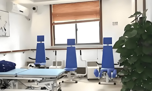 深圳入户有哪些专业_董璇前夫高云翔给天下男人狠狠上了一课 董璇前夫高的如果是大